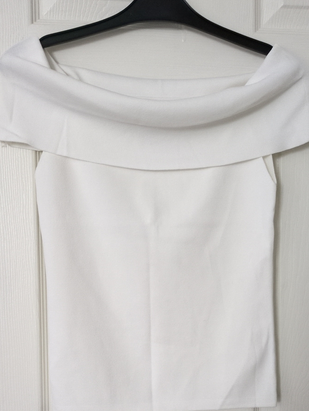 Elegant Off-the-Shoulder White Women's Sweater Top